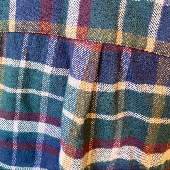 LL Bean • Women’s Medium P • Organic Cotton Flannel Shirt • Plaid Button Front - Picture 5 of 7